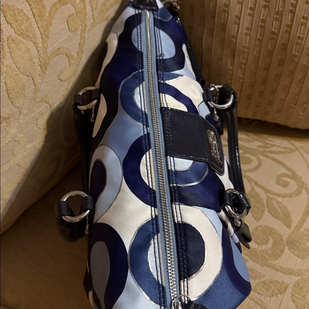 Coach 2012 Metallic Graphic Op Art Signature Juliette 2-Way Satchel Bag preowned - Picture 8 of 16